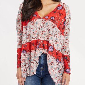 Flowy Tiered Floral Boho Tunic Top  NWT